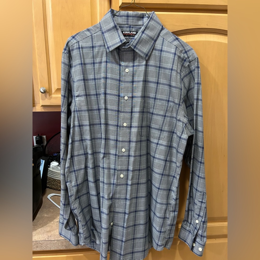 Kirkland Men’s Dress Shirt